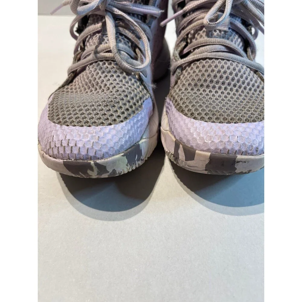 Under Armour Jet 2019 Basketball Shoe Size 4Y Nebula Purple (500)/White